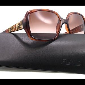 Fendi Havana shades in brown w/ gold, #fs5265r